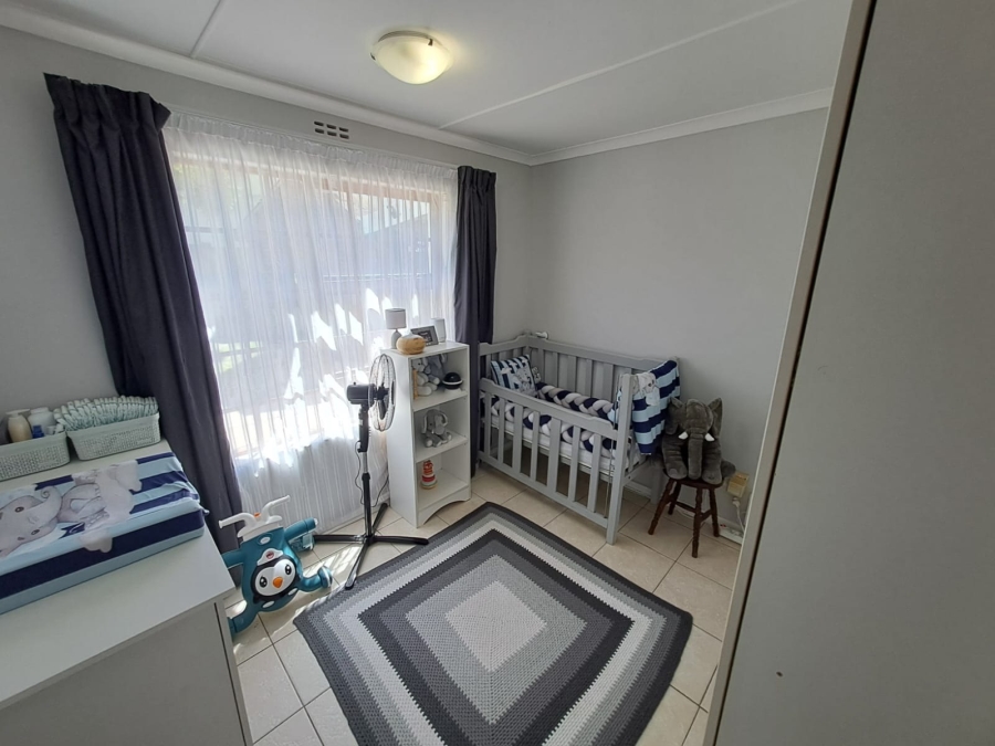 2 Bedroom Property for Sale in Nahoon Valley Park Eastern Cape